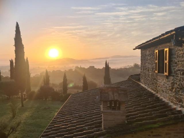 Luxury 1-Bedroom House With The Pool In Tuscany. Anghiari Bagian luar foto